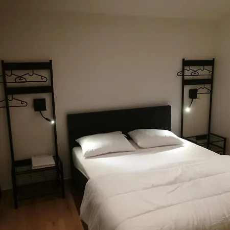 Tatil Evi Hogenberg Heiken Kasterlee Met Eigen Laadpaal